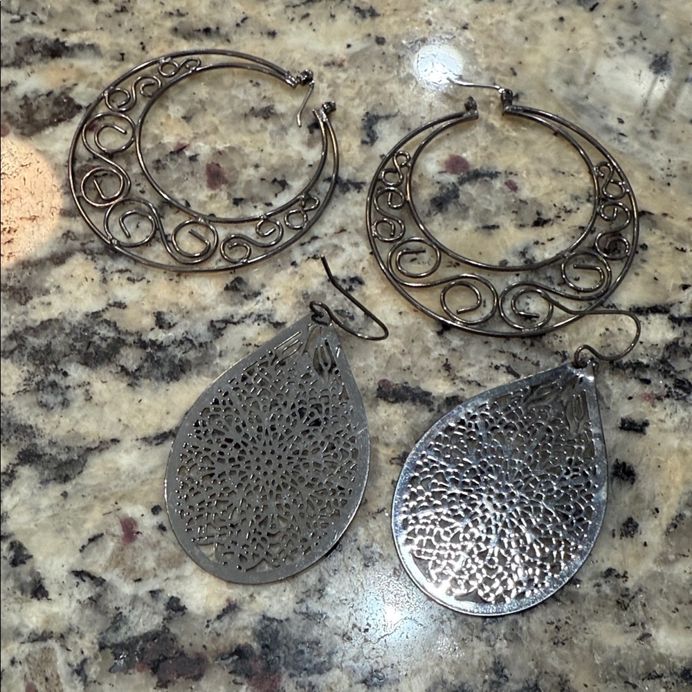 Silver Hoop and Teardrop Earrings Set